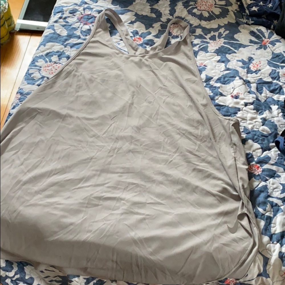 nike tank
